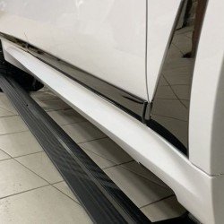 Выдвижные электропороги для BMW X7 (G07) с подсветкой 2018-2022 гг.