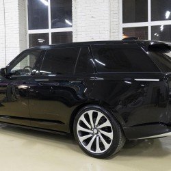 Выдвижные электропороги для Range Rover Vogue L460/L461 под оригинал 2022-2023 гг. Выдвижные электропороги для Range Rover Vogue L460/L461 под оригинал 2022-2023 гг.