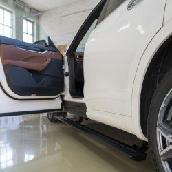 Выдвижные электропороги Maserati Levante Выдвижные электропороги Maserati Levante