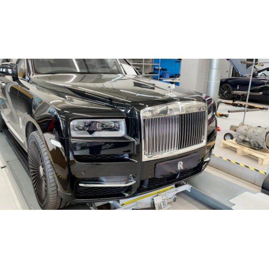 Выдвижные пороги Rolls Royce Cullinan 2018-2022 гг.
