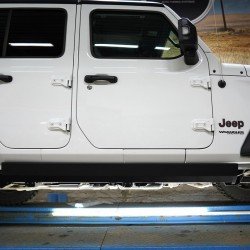 Выдвижные электропороги Jeep Wrangler 4d JL 2017-2022 гг. Выдвижные электропороги Jeep Wrangler 4d JL 2017-2022 гг.